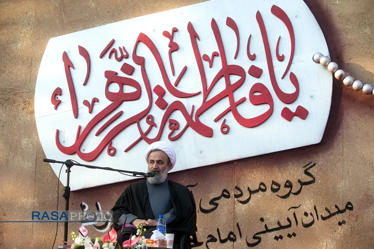 اجتماع دختران انقلاب در میدان امام حسین (ع) تهران