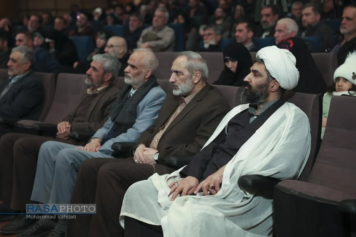 شب خاطره به یاد سردار شهید حاج محمدحسن محققی
