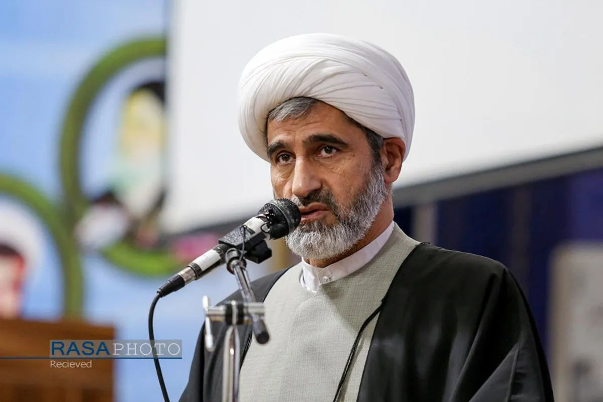 همایش رونمایی از کتاب و تجلیل از پژوهشگران برتر کشوری