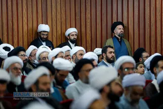 نشست تشکل اساتید سطوح عالی و خارج حوزه علمیه با موضوع "طوفان الاقصی و تحولات جهانی"