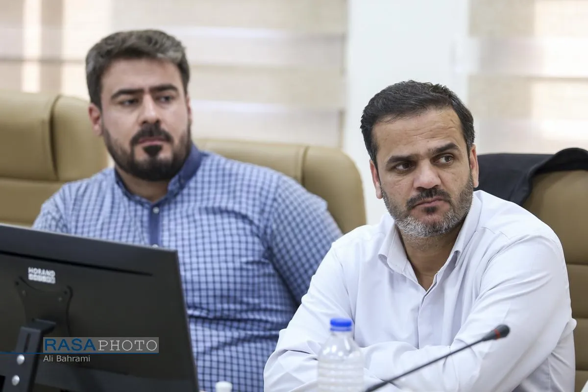 نشست علمی تحلیل فنی و فقهی زیست مجازی ایرانیان