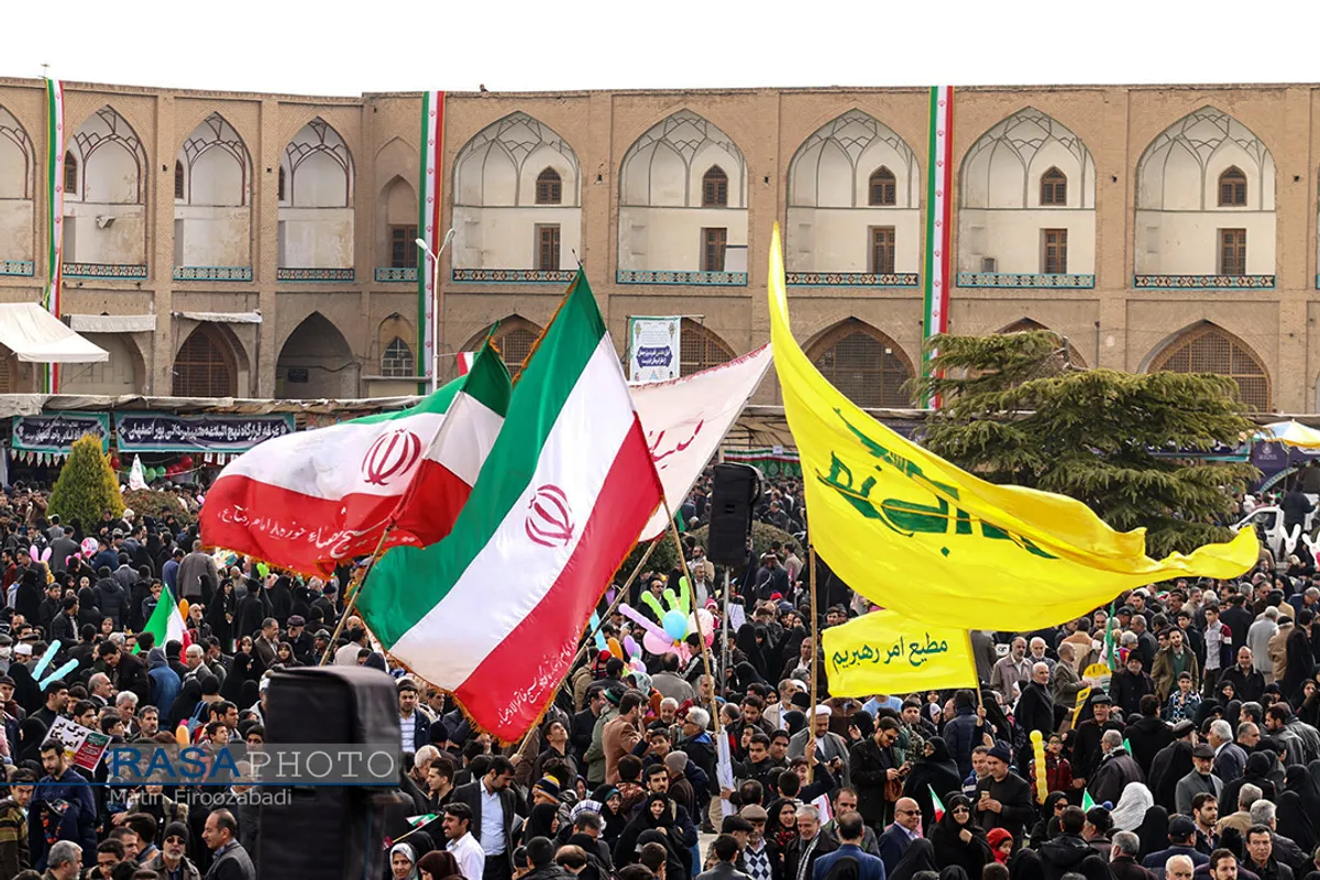 بعثت انقلاب | راهپیمایی پرشکوه مردم اصفهان در یوم الله 22 بهمن