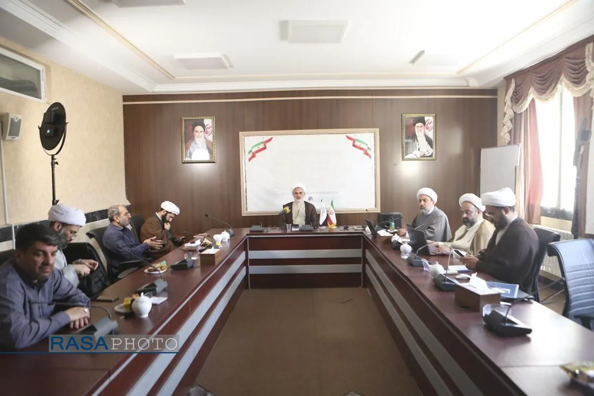 نشست تحلیل و بررسی &laquo;پیام رهبر معظم انقلاب به همایش ملی صدمین سال بازتأسیس حوزه علمیه&raquo;
