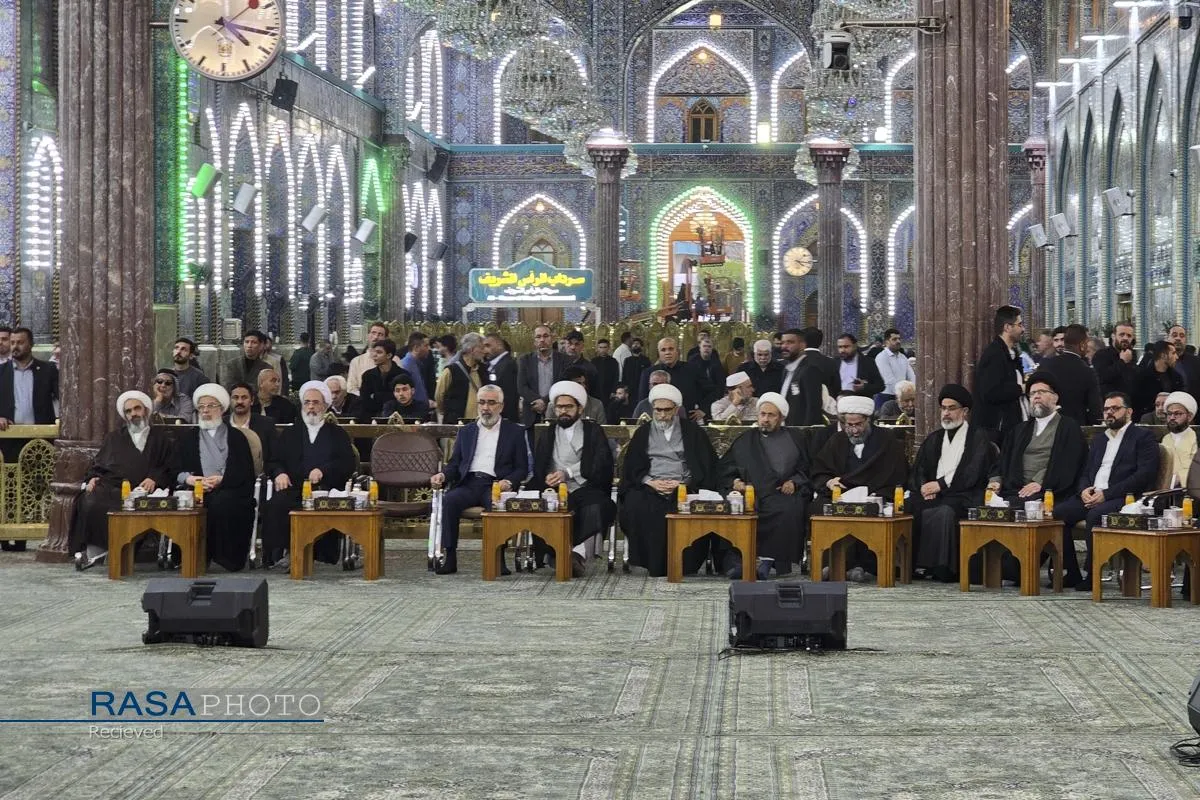 کنگره میرزای نائینی در حرم امام حسین (علیه&zwnj;السلام) در کربلای معلی
