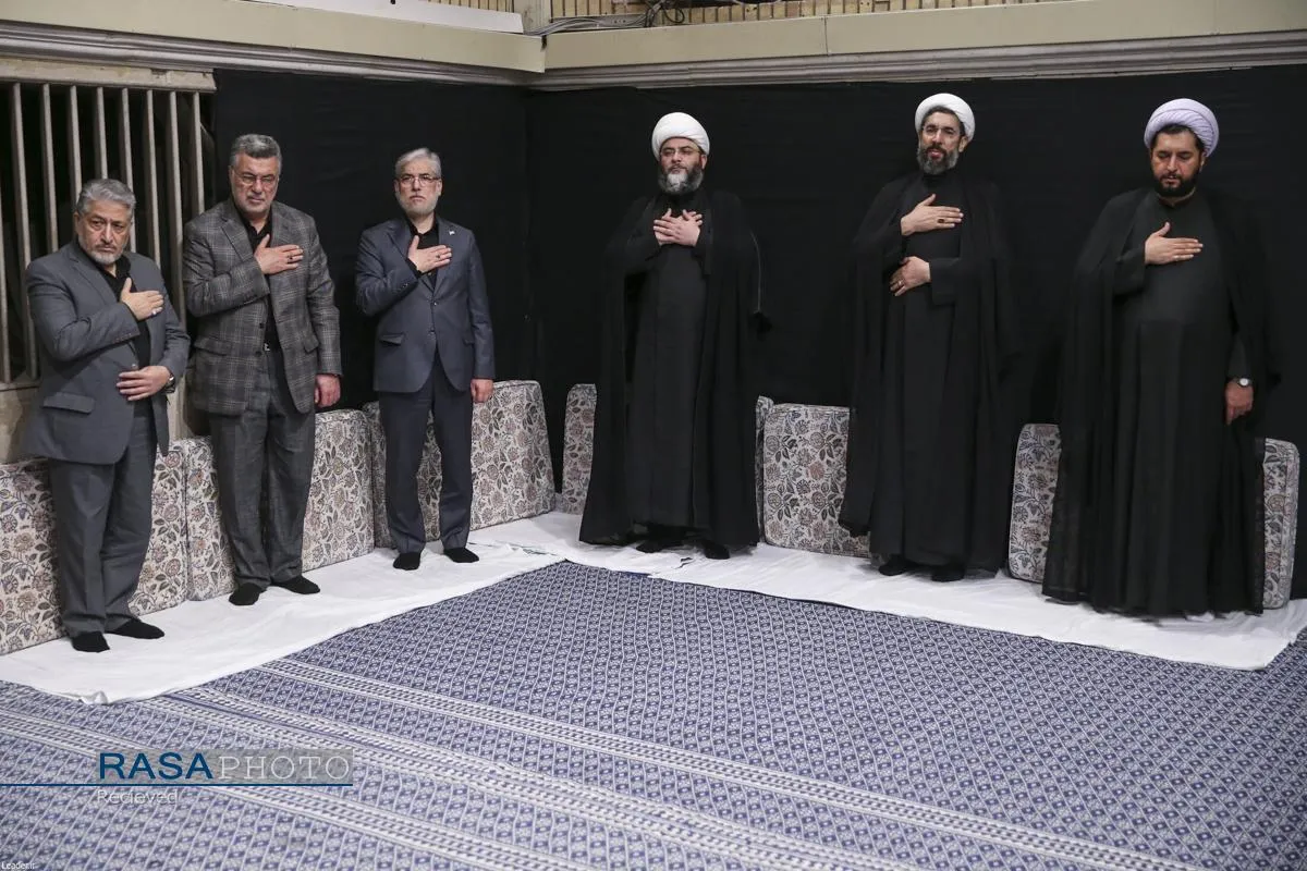 عزاداری هیئتهای دانشجویی به مناسبت اربعین حسینی در حسینیه امام خمینی (ره)