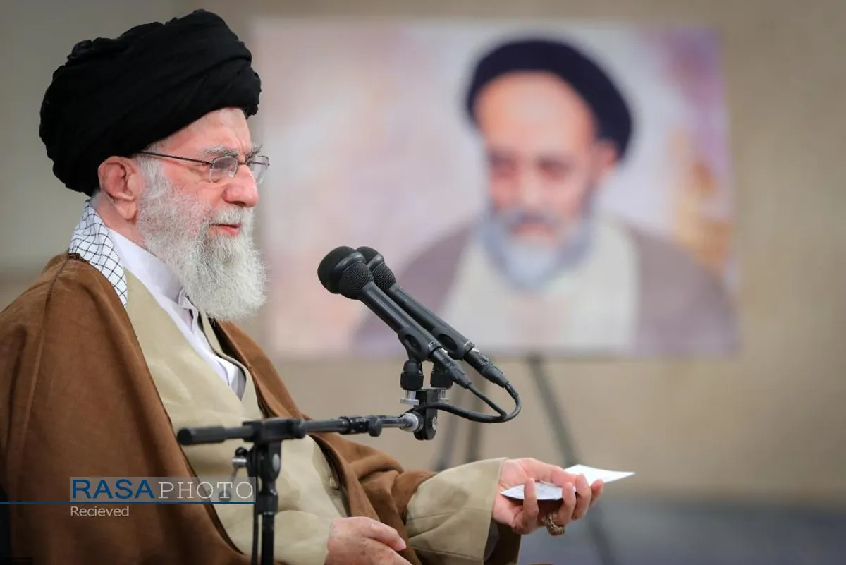 دیدار اعضای ستاد برگزاری کنگره بین&zwnj;المللی بزرگداشت علامه طباطبائی با رهبر انقلاب