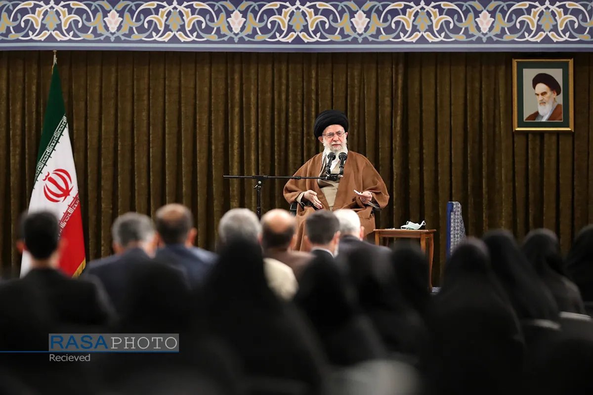 دیدار جمعی از معلمان با مقام معظم رهبری