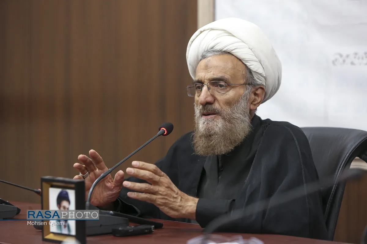 نشست &laquo;روایت و گفتمان خون&zwnj;خواهی امام شهید در بستر بازدارندگی رسانه&zwnj;ای&raquo;