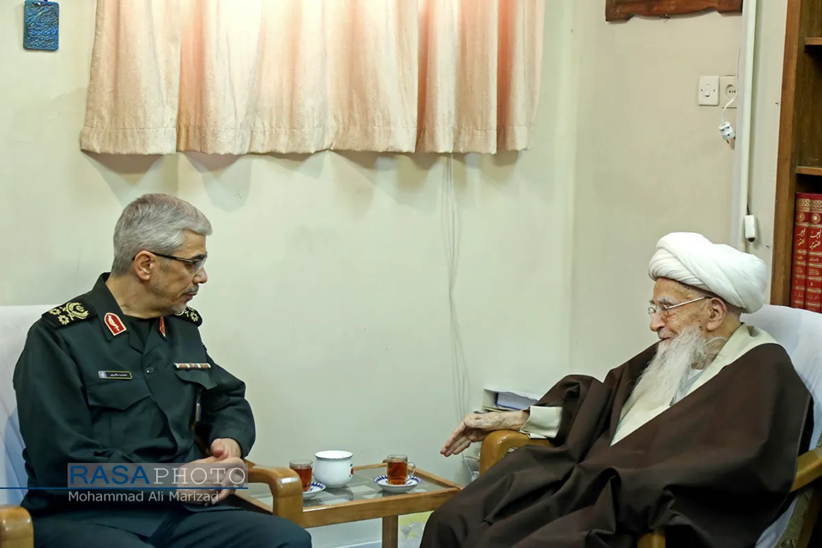 سفر سردار باقری رئیس ستاد کل نیرو&zwnj;های مسلح به قم و دیدار با مراجع تقلید