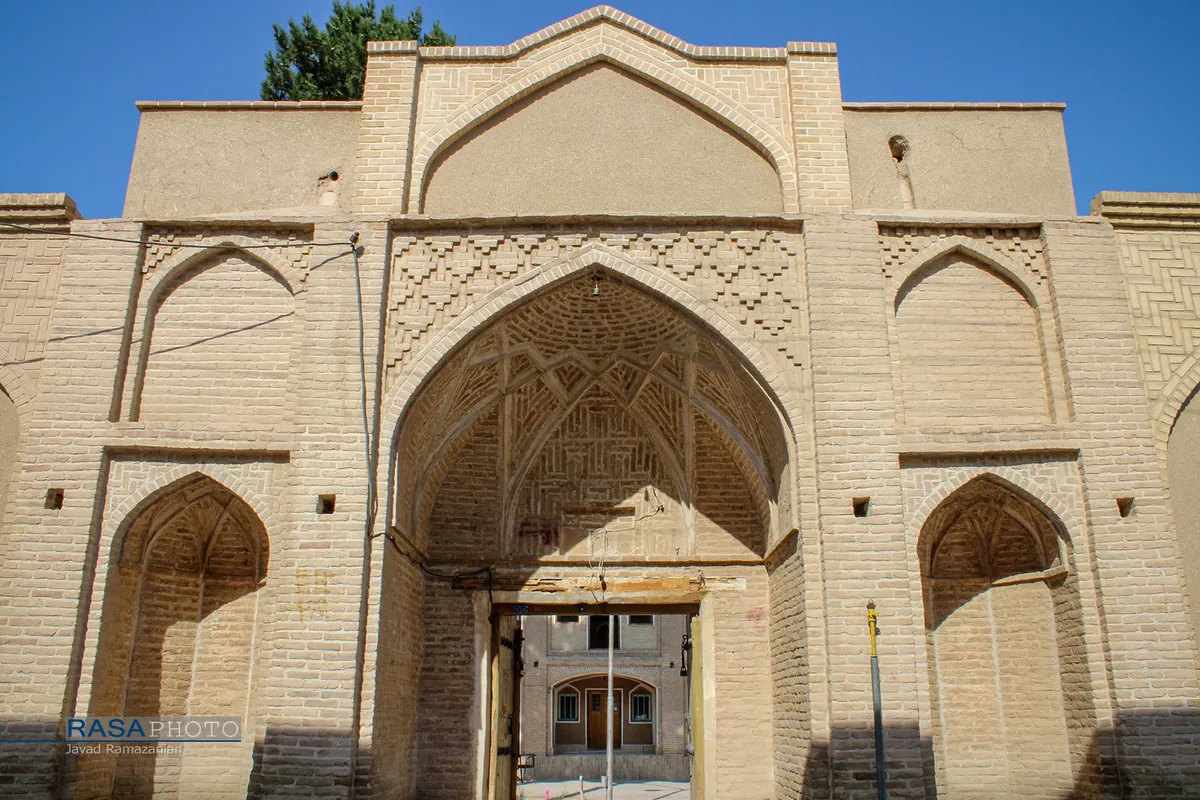 حوزه علمیه موسویه دامغان "مدرسه آقا"