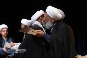 همایش نقش مبلغان در دفاع مقدس&lrm;&lrm;