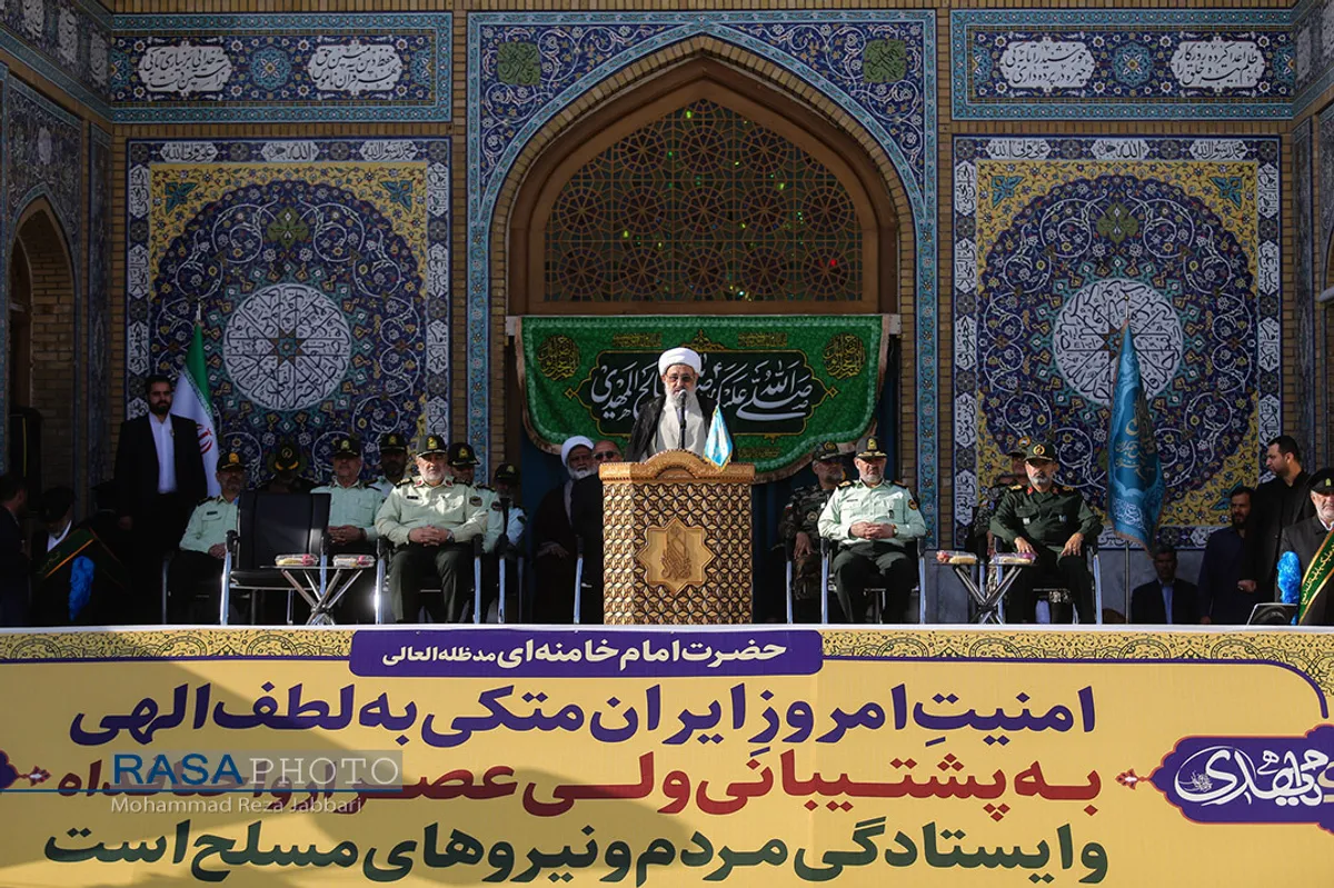 &laquo;عهد سربازی&raquo; نیرو&zwnj;های مسلح با امام زمان (عج) در جمکران&lrm;&lrm;