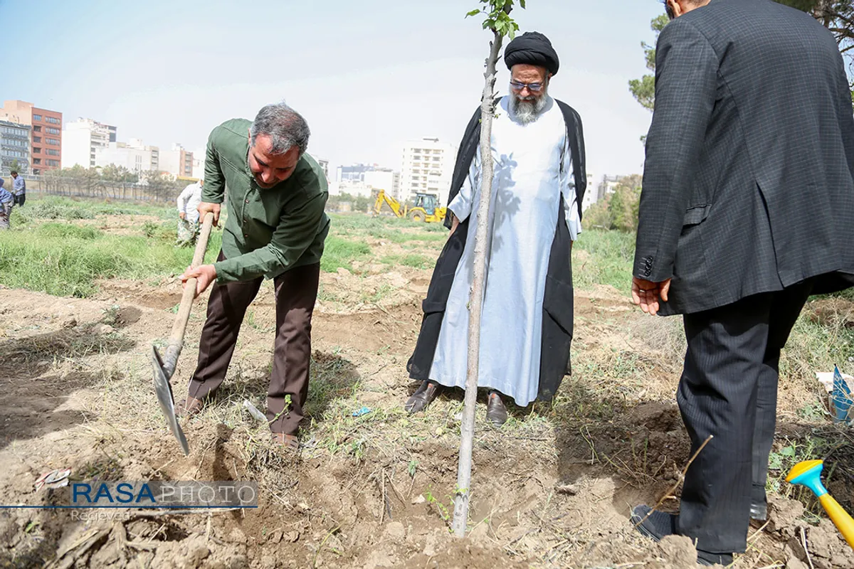 مراسم آغاز احیا محوطه جنوبی جامعه الزهرا (س)