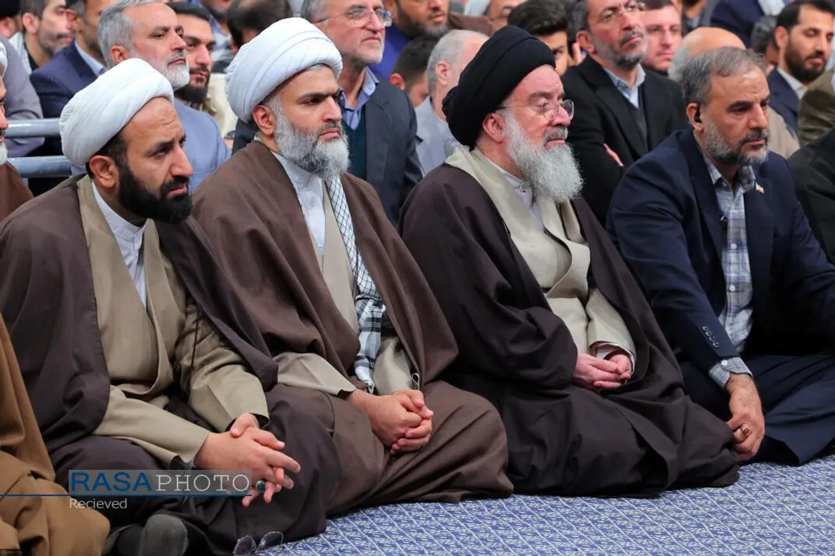 دیدار مردم قم با رهبر انقلاب در سالروز قیام ۱۹ دی