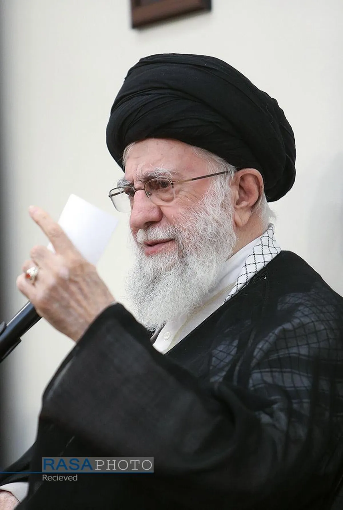 دیدار اعضای ستاد برگزاری کنگره&zwnj; بین&zwnj;المللی شهدای مقاومت و مدافع حرم با رهبر معظم انقلاب