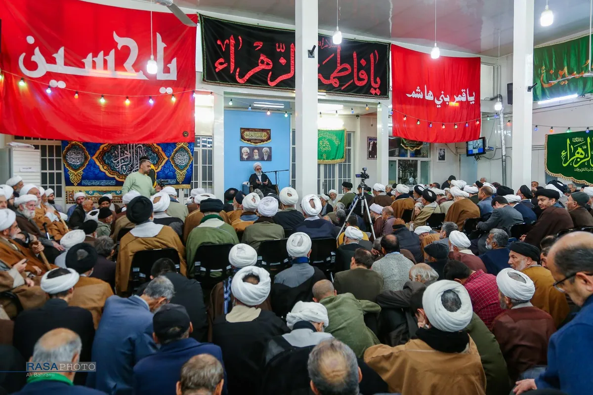 جشن سالروز میلاد حضرت زهرا (سلام&zwnj;الله&zwnj;علیها) و عمامه&zwnj;گذاری طلاب