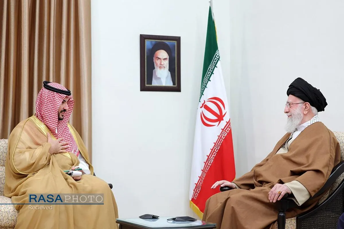 تقدیم پیام پادشاه عربستان به رهبر معظم انقلاب