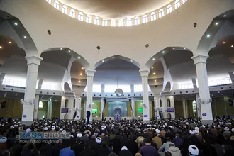 تجمع مردم و طلاب انقلابی قم در اعتراض به فشارها برای تصویب معاهدات استعماری