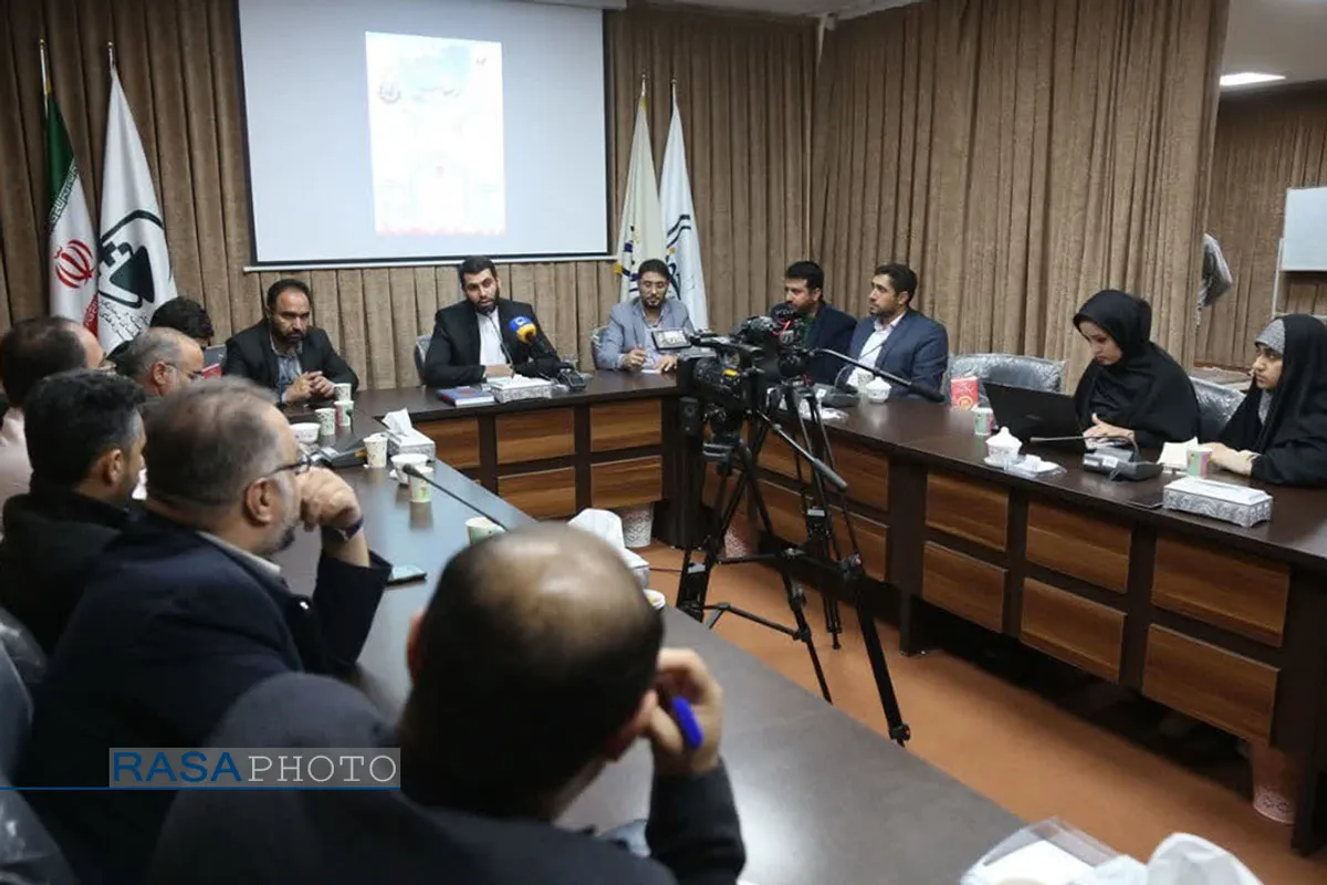 نشست نخستین جشنواره کنگره روستایی شهدای فردو