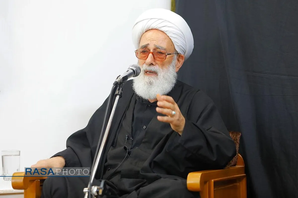 عزاداری روز شهادت حضرت امام صادق (ع) در بیت حضرت آیت الله نوری همدانی