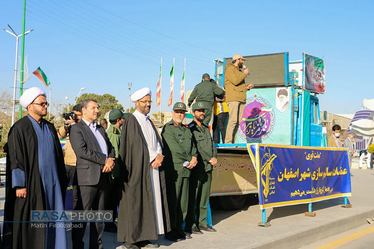 تجدید میثاق گروه&zwnj;های جهادی مبارزه با کرونا در اصفهان با شهداء