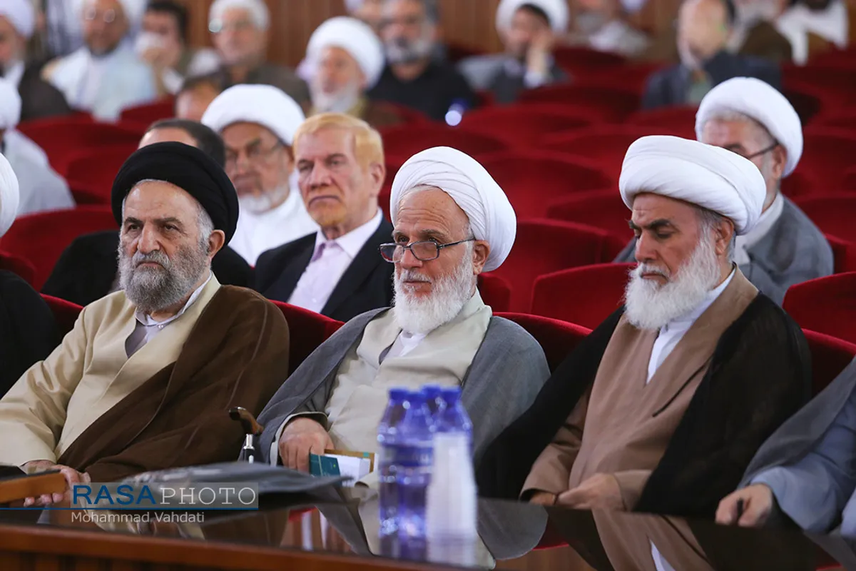 همایش بین المللی مهدویت و انتظار در اندیشه حضرت آیت الله صافی (ره)