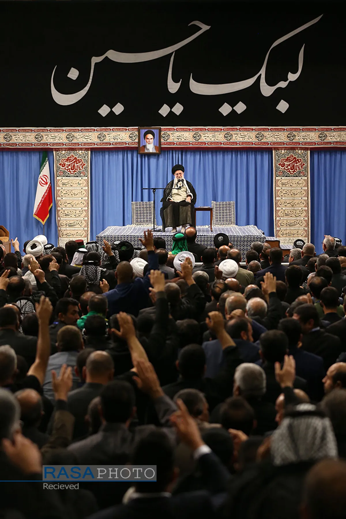 دیدار جمعی از موکب&zwnj;داران عراقی با مقام معظم رهبری