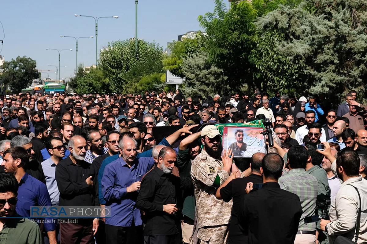 تشییع شهید خلبان &laquo;مجید فتحی نژاد&raquo; در تهران