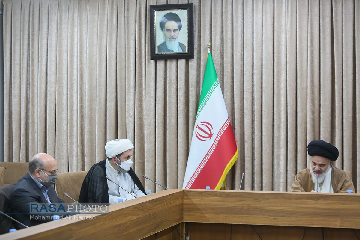 دیدار رئیس سازمان ارتباطات با مراجع تقلید و علما