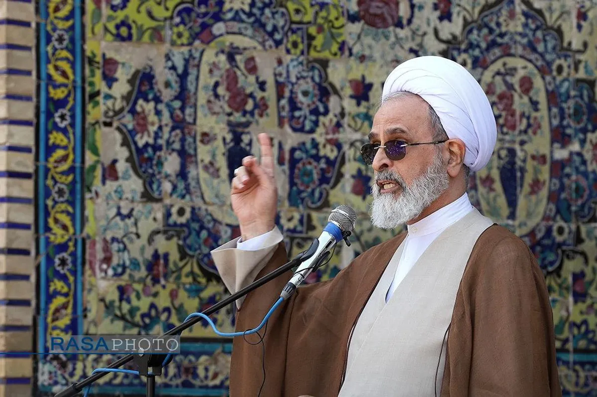 تجمع طلاب و فضلای حوزه در حمایت از عملیات مقتدرانه نیرو&zwnj;های مسلح -۲
