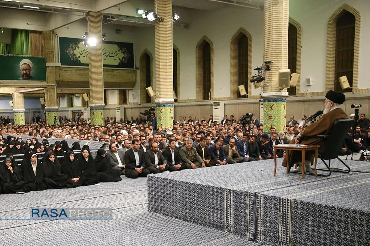 دیدار معلمان با رهبر معظم انقلاب