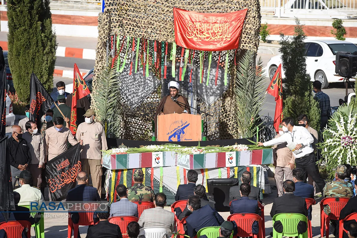 تشییع پیکر شهدا دفاع مقدس در شیراز&lrm;