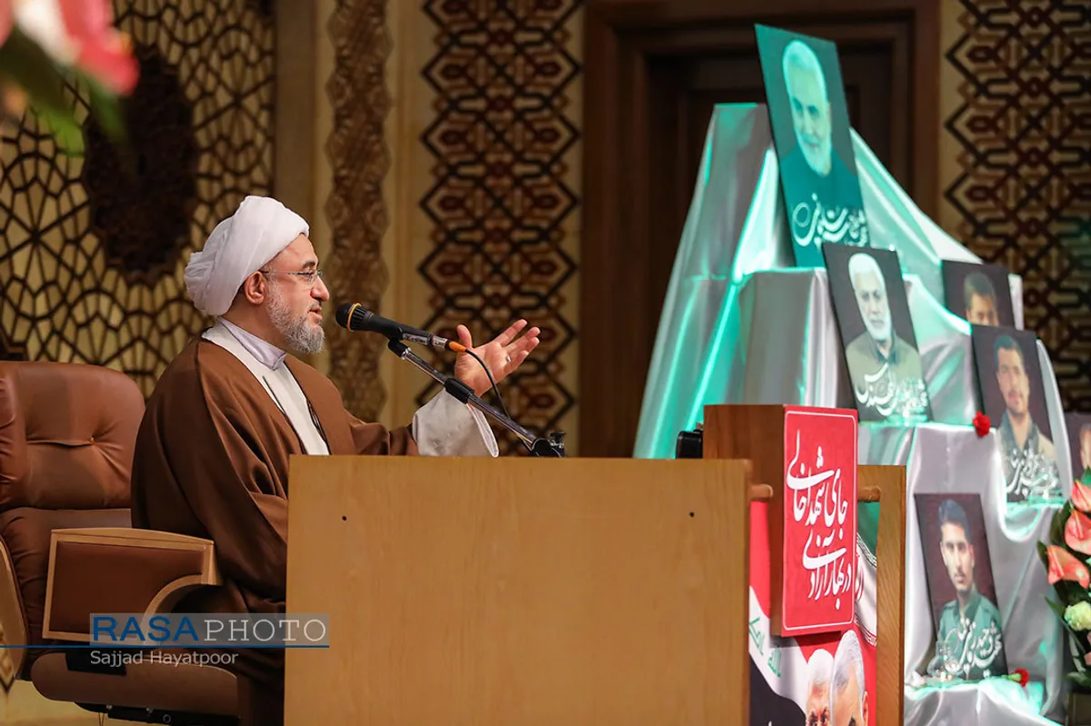 مراسم گرامیداشت سردار شهید حاج قاسم سلیمانی از سوی حضرت آیت الله مکارم شیرازی