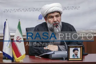 نشست بازخوانی خونخواهی رهبر شهید انقلاب از منظر مطالعات قرآنی و روایی
