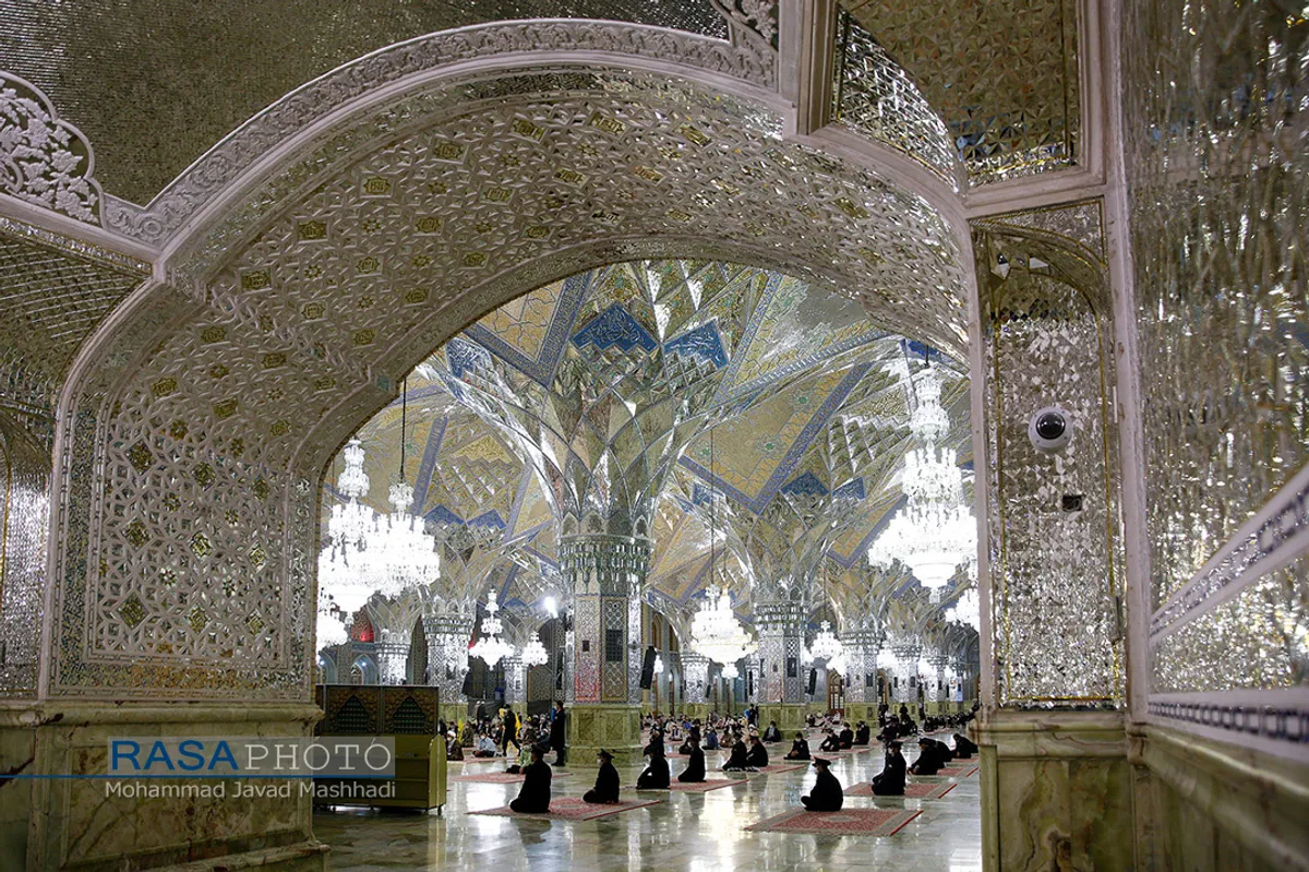 وداع با پیکر شهید نسیم افغانی در حرم مطهر رضوی&lrm;