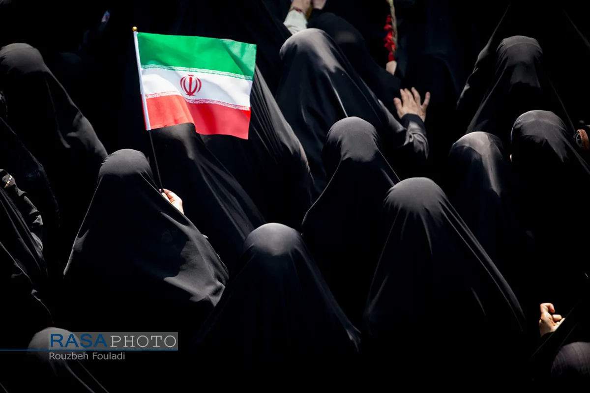 مراسم تشییع پیکر مطهر ۱۵۰ شهید دفاع مقدس در تهران&lrm;