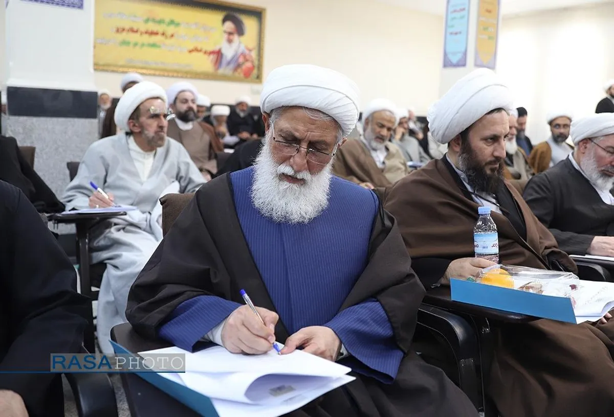 افتتاحییه کمیسیون&zwnj;های سیزدهمین اجلاسیه جامعه مدرسین حوزه علمیه با علما بلاد