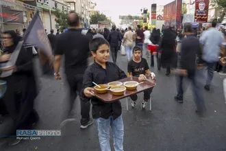 پیاده روی جاماندگان اربعین در تهران