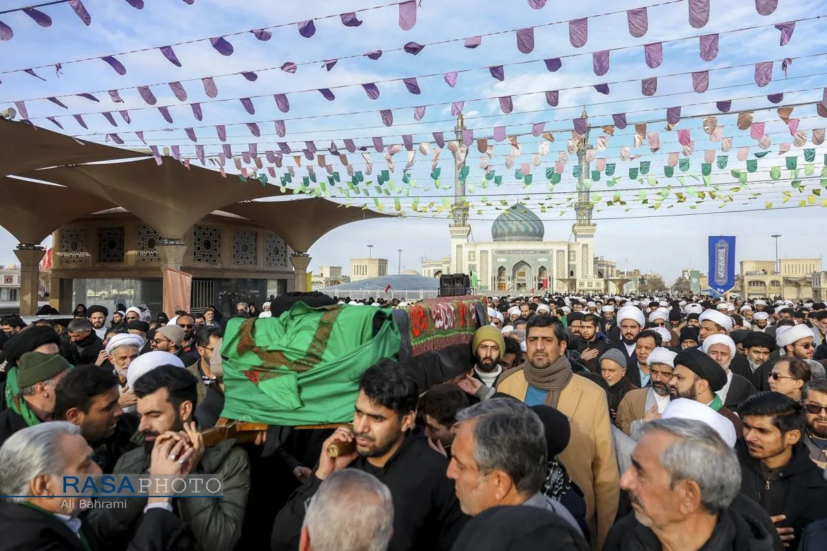 تشییع پیکر آیت الله سیدهادی حسینی سیستانی برادر حضرت آیت&zwnj;الله سید علی سیستانی