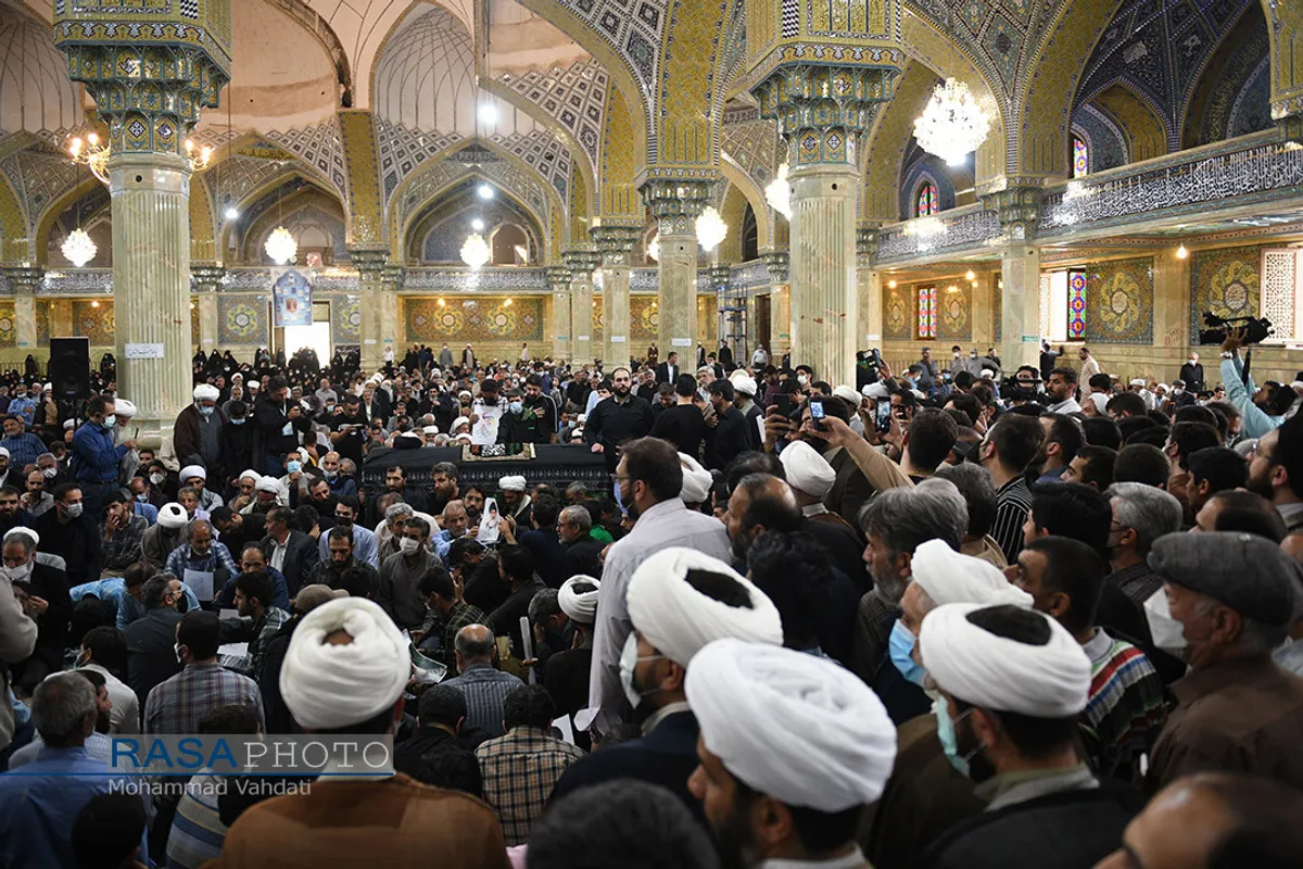 تشییع پیکر مرحوم آیت الله فاطمی&zwnj;نیا در قم