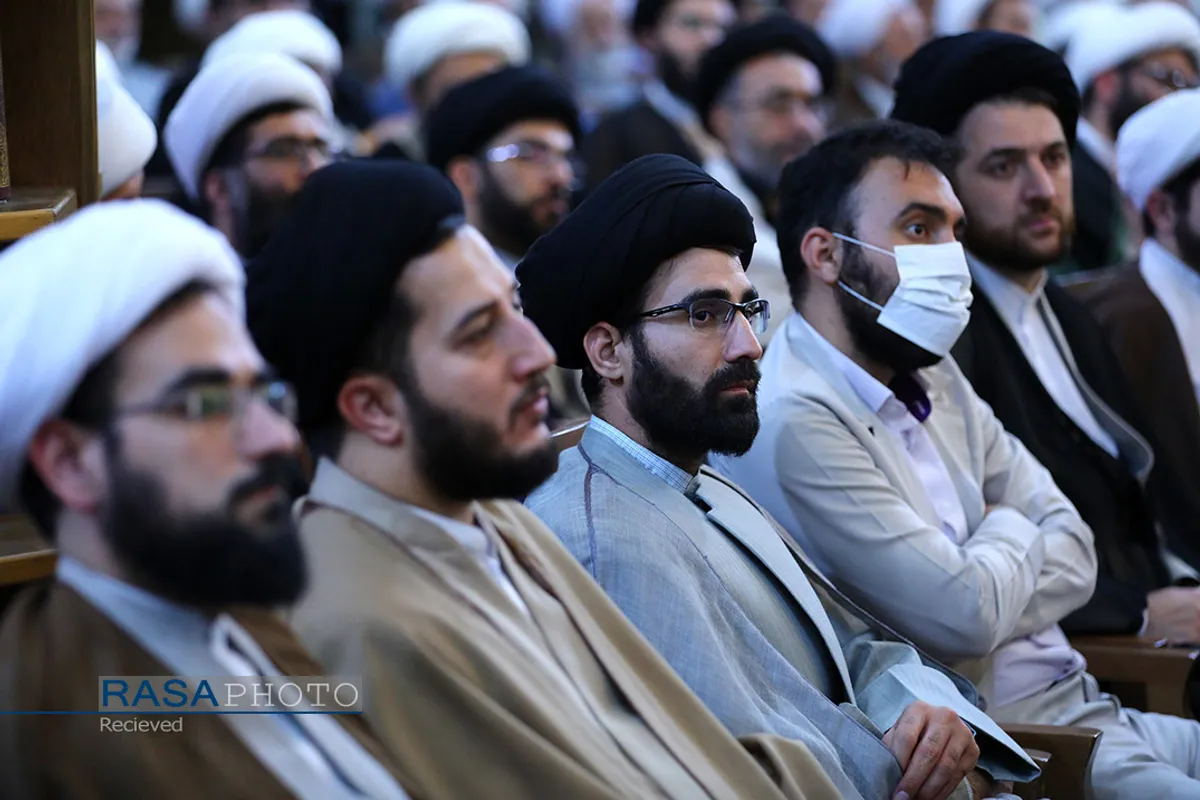نشست رمضانی رئیس جمهور با جمعی از علما و فضلاء