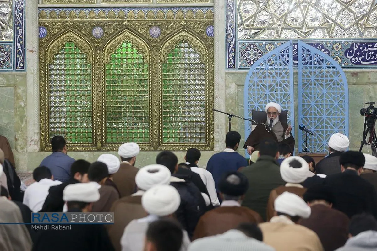 گردهمایی اساتید و طلاب مجموعه مدارس علمیه آل یاسین (علیهم&zwnj;السلام) و موسسات پژوهشی تابعه و جشن عمامه گذاری تعدادی از طلاب با حضور و سخنرانی آیت الله شب زنده دار