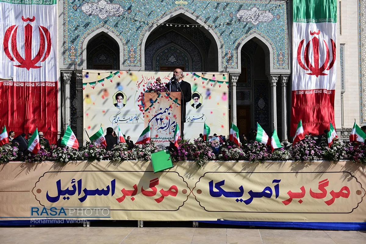 راهپیمایی باشکوه مردم قم در جشن پیروزی انقلاب