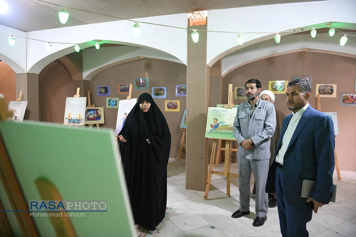 نمایشگاه تخصصی "فصلی برای جهاد تبیین"