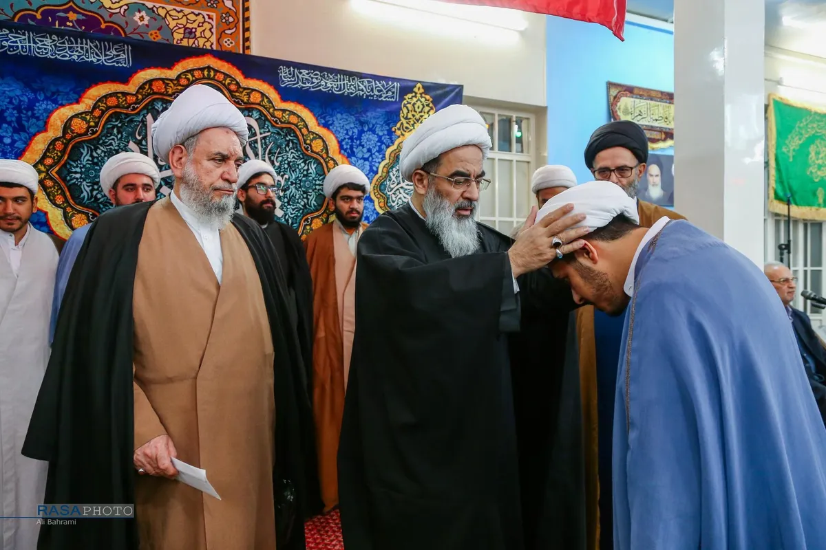 جشن سالروز میلاد حضرت زهرا (سلام&zwnj;الله&zwnj;علیها) و عمامه&zwnj;گذاری طلاب