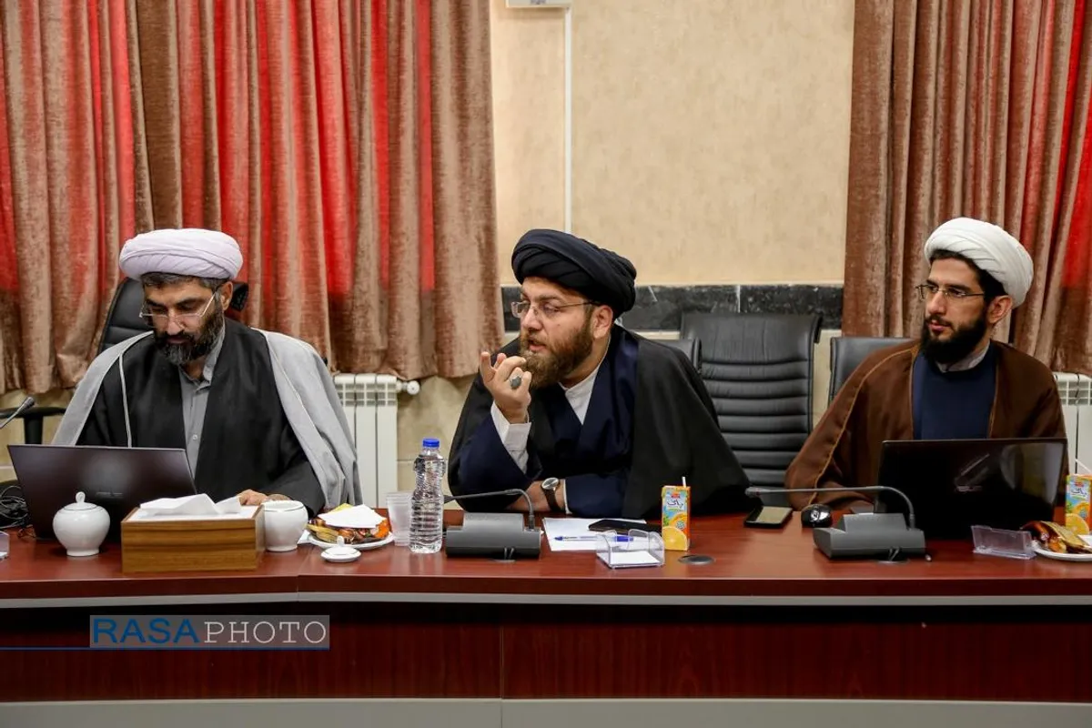 نشست نقش دیپلماسی رسانه&zwnj;ای در ظرفیت&zwnj;سازی زیارت برای تمدن&zwnj;سازی نوین اسلامی
