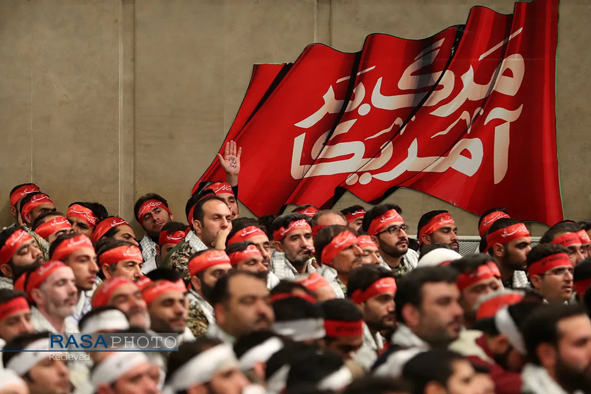 دیدار بسیجیان با رهبر معظم انقلاب