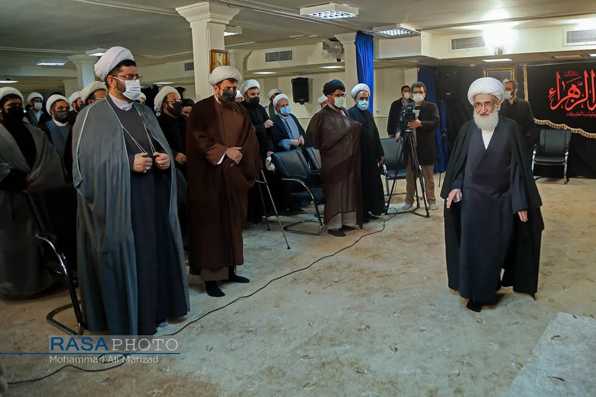 دیدار معاون سازمان اوقاف با حضرات آیات نوری همدانی و علوی گرگانی