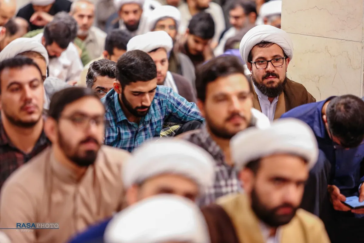 نشست طلاب و فضلای استان همدانی با حضور رئیس جامعه مدرسین