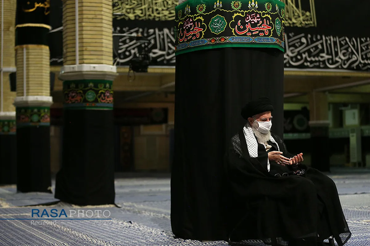اولین شب مراسم عزاداری حضرت اباعبدالله الحسین (علیه&zwnj;السلام) با حضور رهبر انقلاب